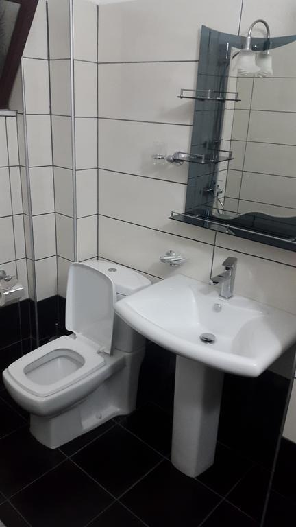 Ramis Hotel & Outdoor Sports Center Permet Bagian luar foto